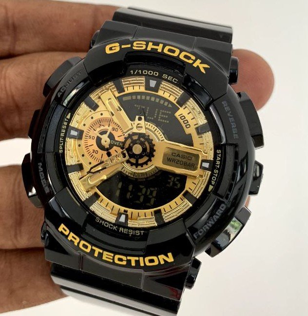 G shock dorado y fashion negro